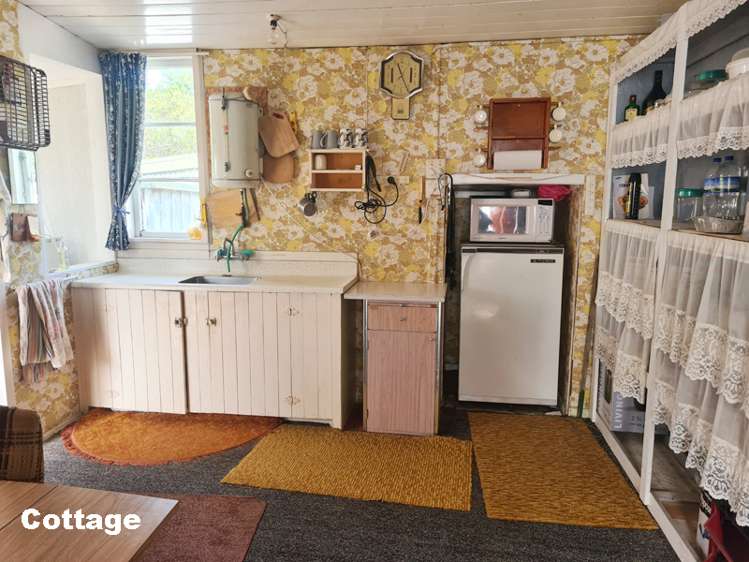 77 Whangaimoana Beach Road Pirinoa_13