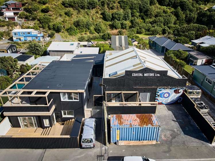 1 and 3 Happy Valley Road Owhiro Bay_14