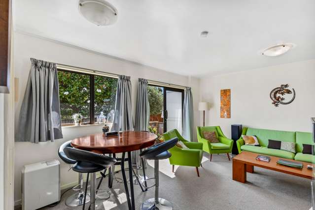 1/13 Paton Avenue Te Atatu South_4