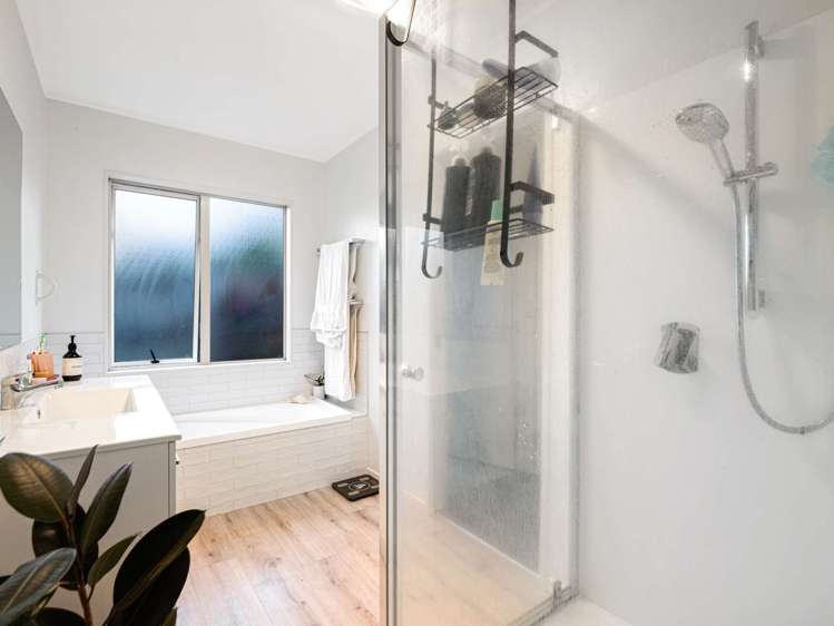 7 Grosvenor Place Rototuna_12