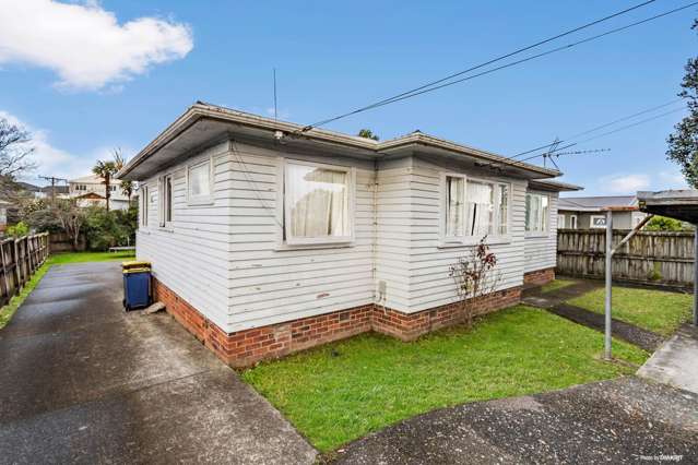 23 Reid Road New Lynn_2