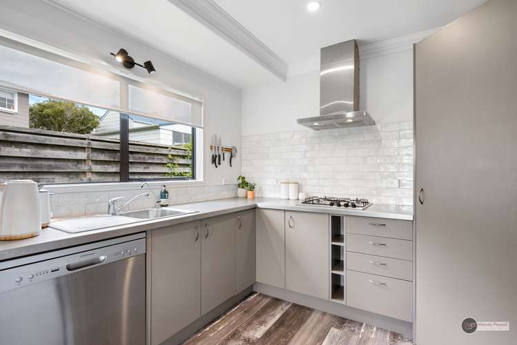 36a Outram Grove Kelson_7