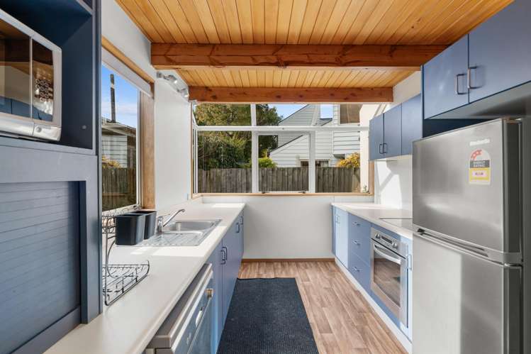 2/173 Idris Road_4