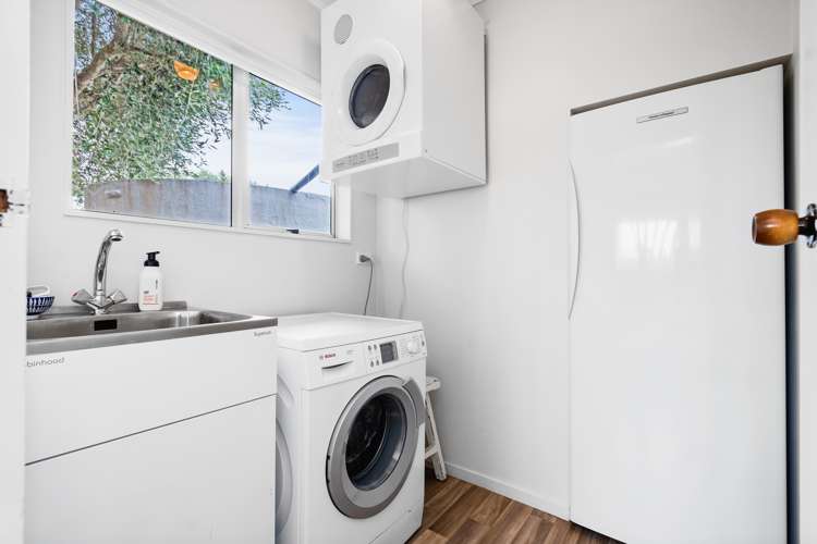 8 Ringer Avenue Matapouri_28