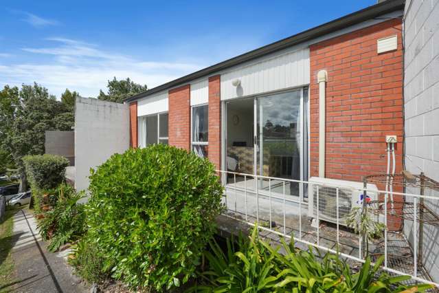 Unbeatable Location  - Make an offer!