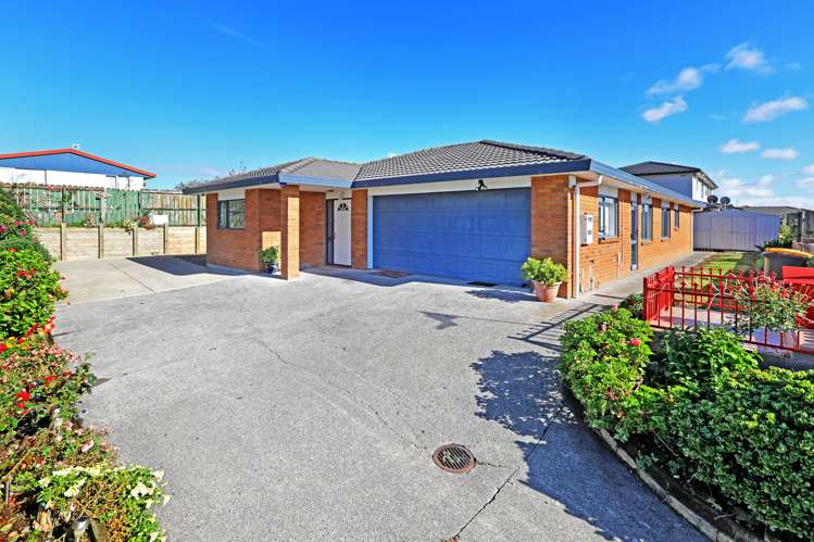 26 Robert Ross Place Clendon Park_0