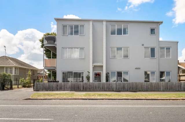 Units 1-6/200 Pilkington Road Point England_2