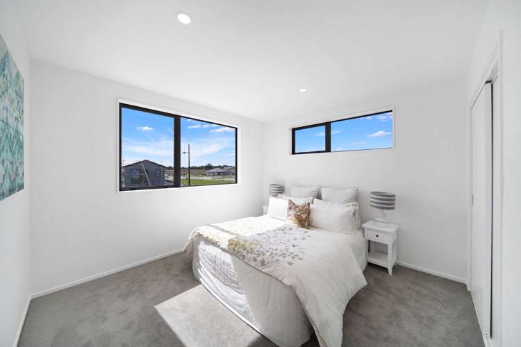 13 Korowhiti Road Clarks Beach_19