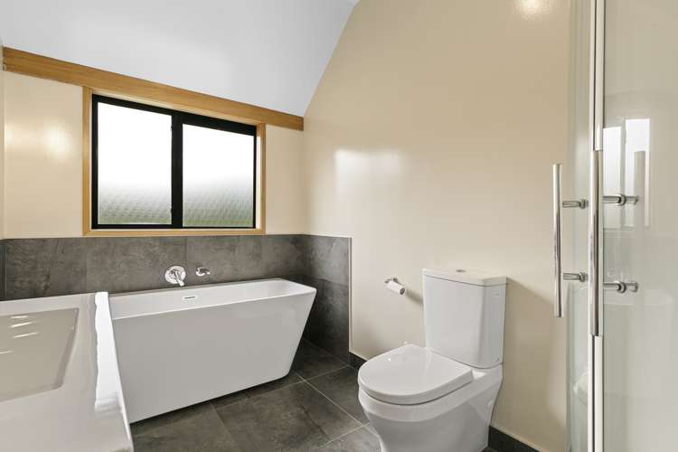 12 Amesbury Drive Churton Park_12