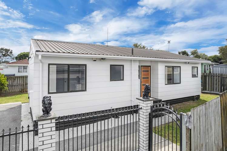 16A Hatherley Place Clendon Park_34