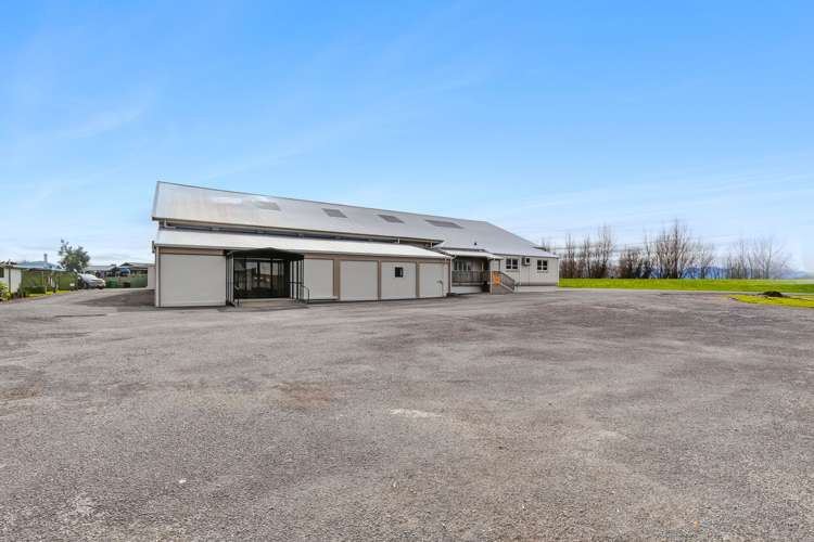 21 River Road Ngatea_10