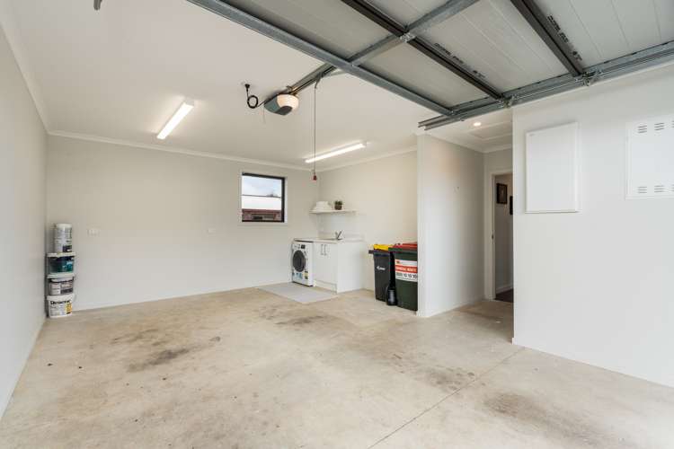 11b Law Street Caversham_17