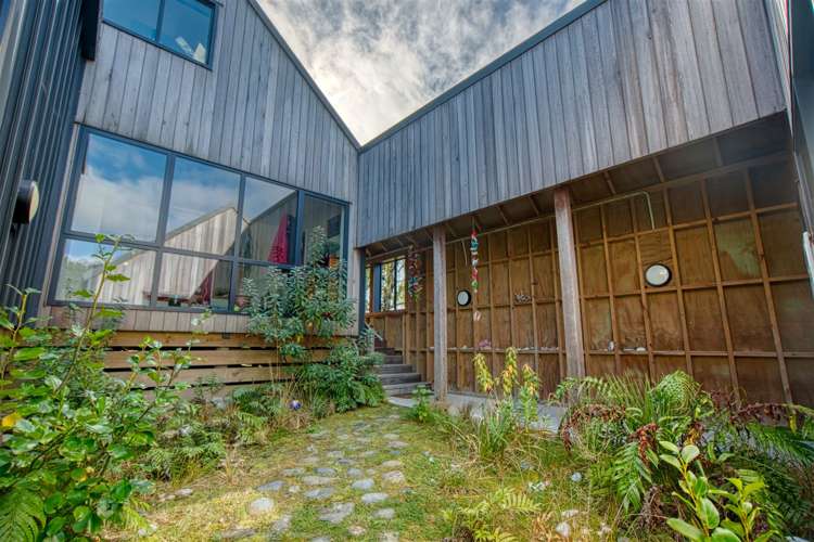 90 The Strand Okarito_29