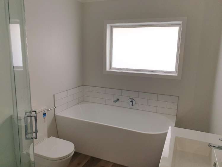 1 Oliphant Place 10495_11