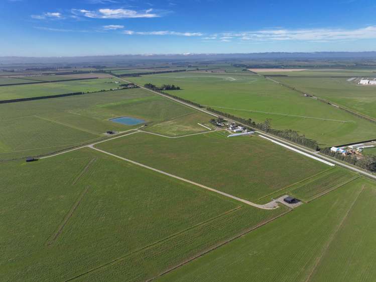 77 Bleak House Road Darfield_22