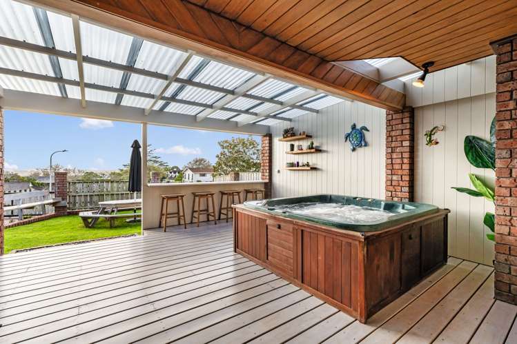 11 Rochas Place Clover Park_8