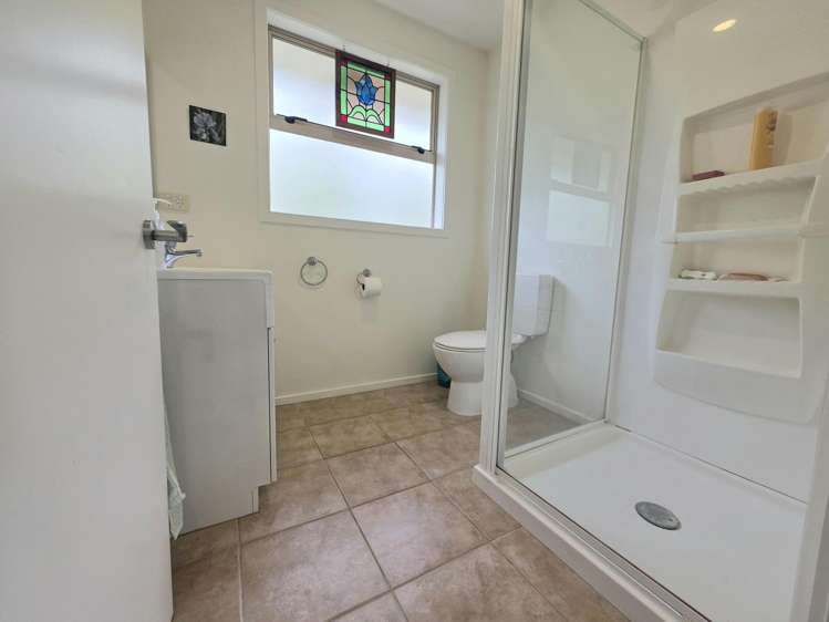 374 Airedale Road Weston_12