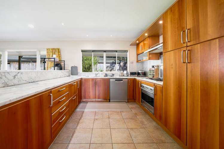 9 Northern Rata Place Albany_7