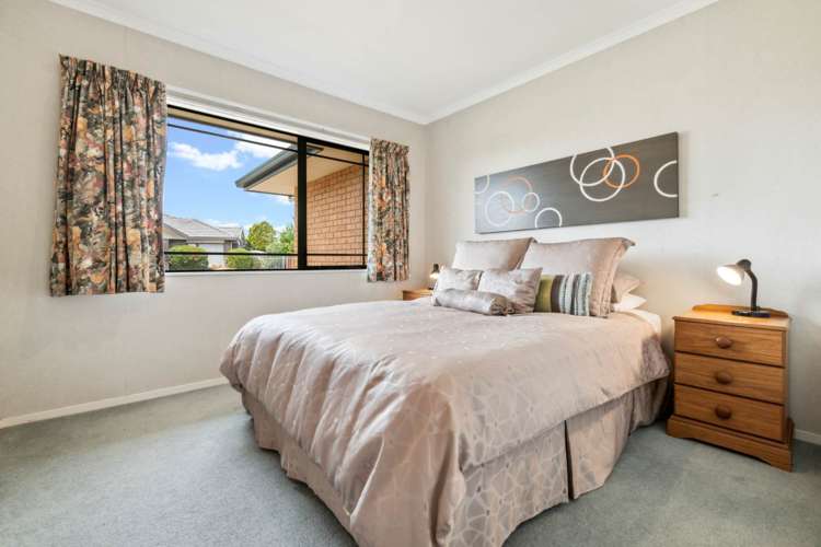 15 Lothian Brae Wattle Downs_14