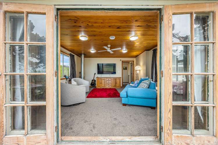 6 Chamberlain Avenue Amberley Beach_11