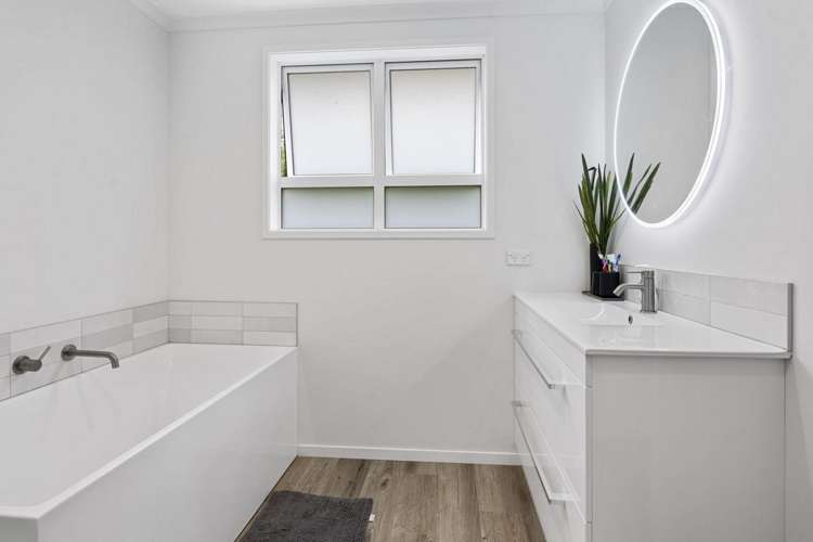 178 South Road Hawera_13