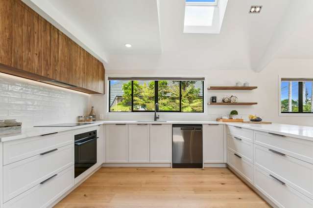 1/16 Waiake Street Torbay_2