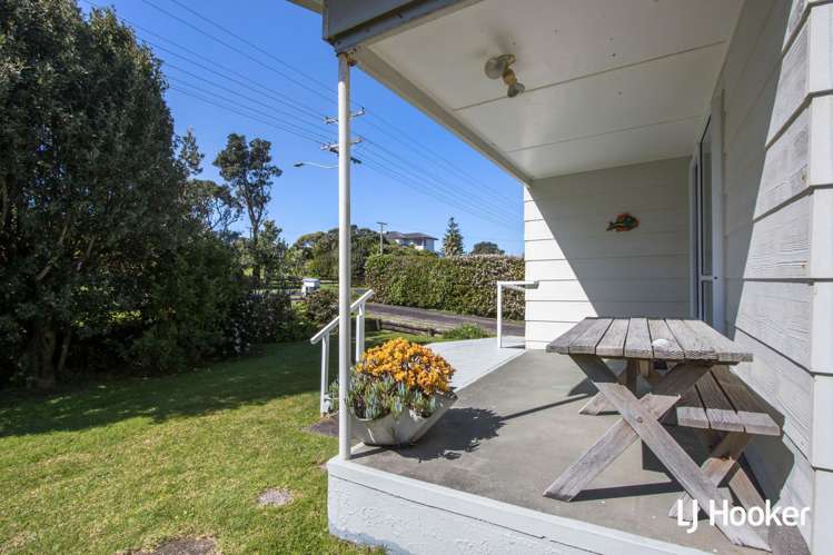 94 Dillon Street Waihi Beach_24