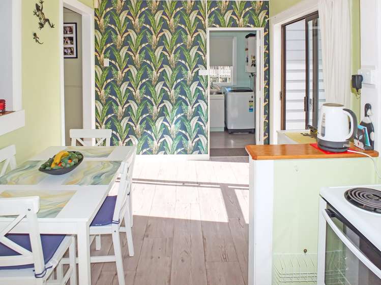 15 Roore Street Foxton Beach_9