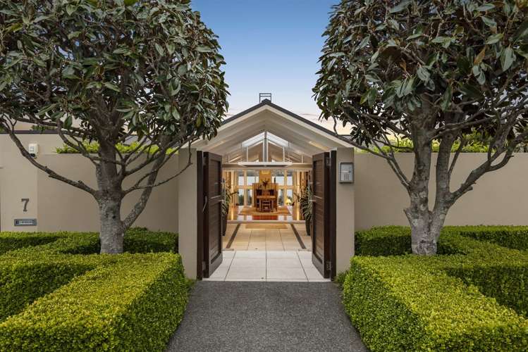 7 Eric Price Avenue Takapuna_21