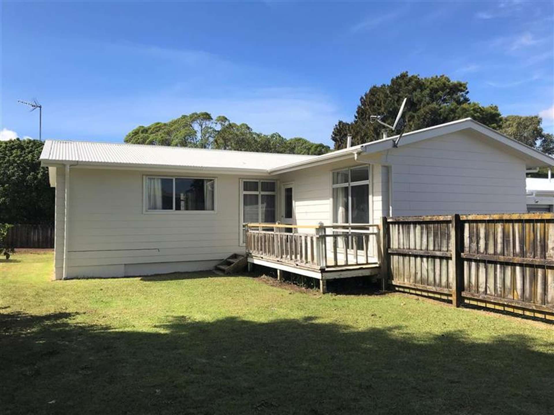 14 Court Town Close Mangere_0