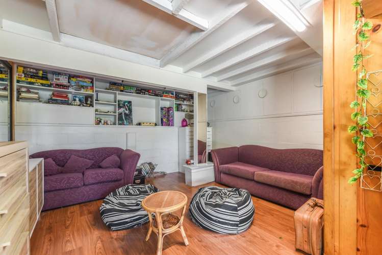 25 Surrey Road Richmond_14