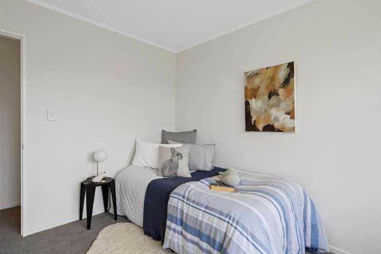 60 Kingsford Drive Stoke_16