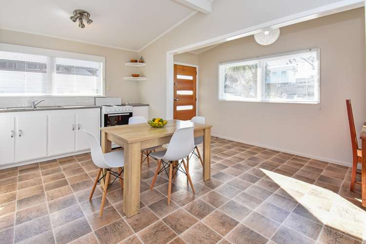 37 Roseanne Road Manurewa_6