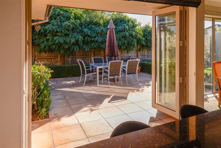 20 Bottle Lake Drive Parklands_13