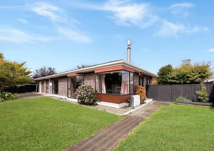 110 Amberley Avenue_0