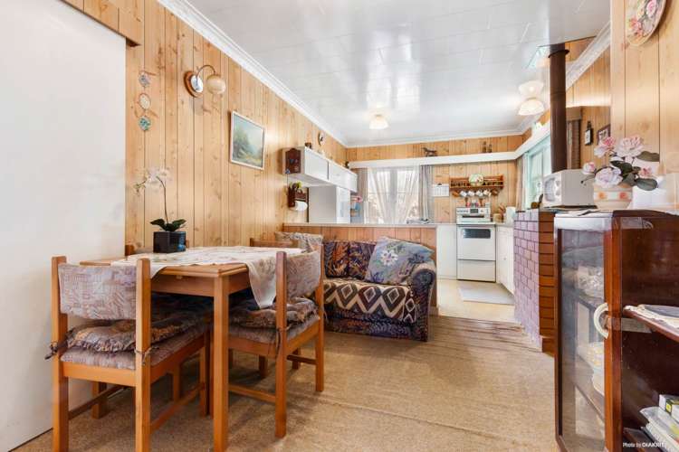 18 Taikata Road Te Atatu Peninsula_7