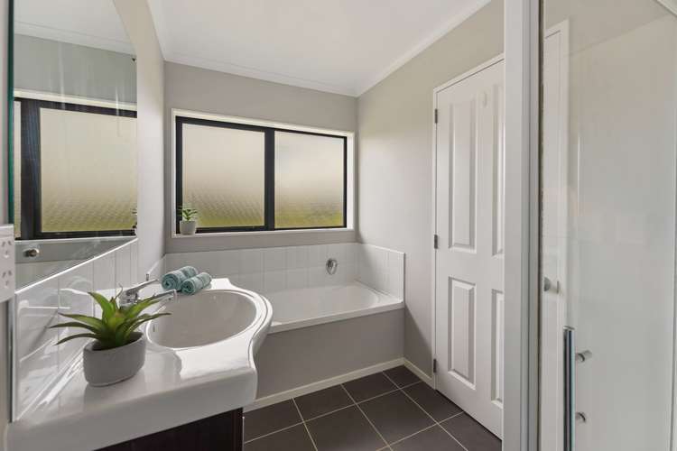 19 Percy Kinsman Crescent Riverstone Terraces_9