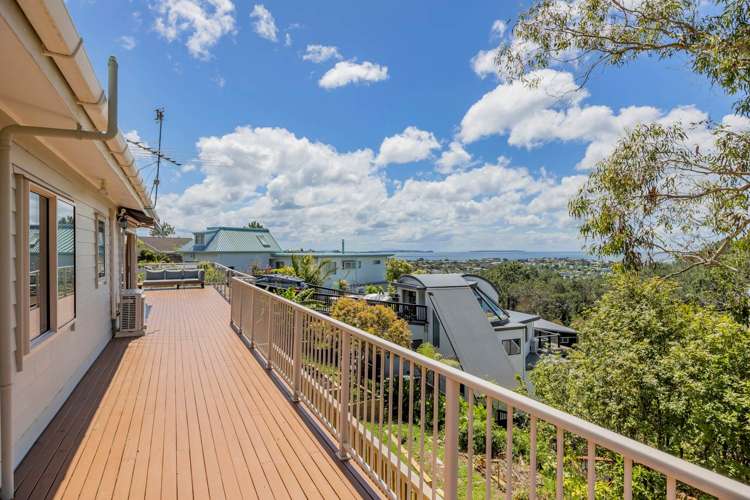 3 Dalmeny Close Murrays Bay_3