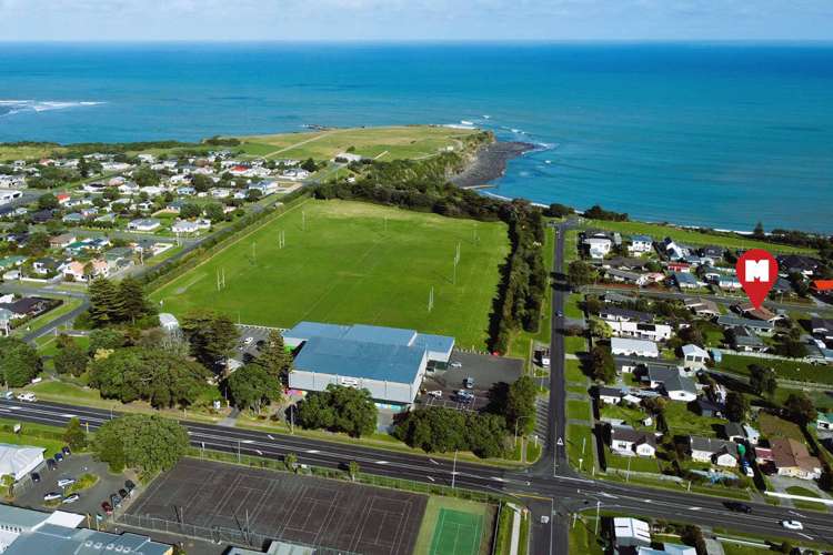 6 Pohutukawa Drive Opunake_8