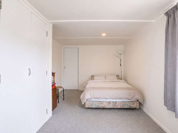 64 & 64A Aurora Terrace Hillcrest_14