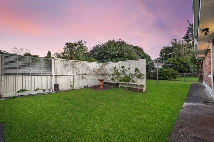 2/49 Landscape Road Papatoetoe_11