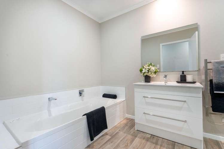 27B Southsea Crescent 1146_15