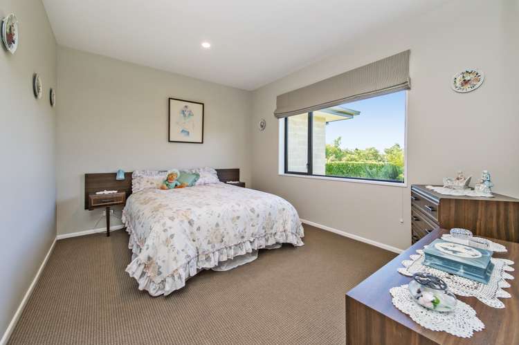 76 Stott Drive Darfield_22