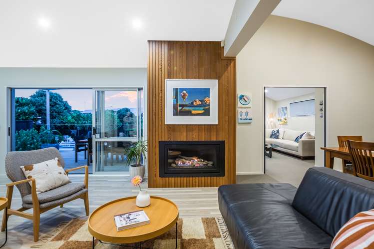 141 Field Way Waikanae Beach_14