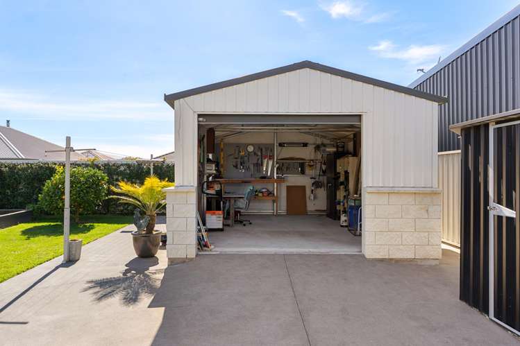 19 Joanne Street Lytton West_19
