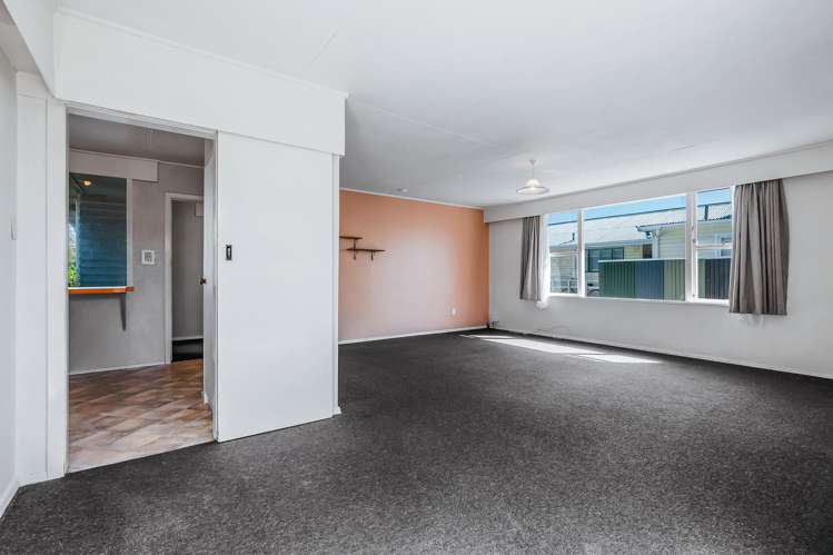 81 Rangipoia Place Turangi_2