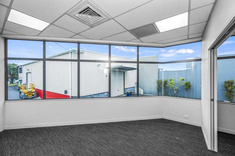 Units A & B, 61 Paul Matthews Road Albany_8