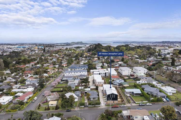 69 Helen Jenepher Lane Mount Wellington_14