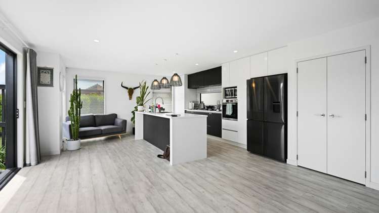 13 Libeau Road 1053_11