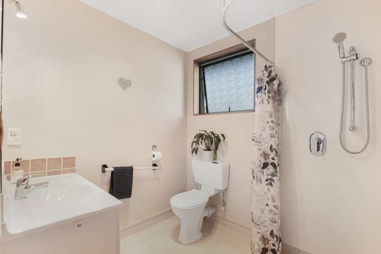 594 Main Road Stoke Stoke_11